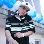 DJ   - DJ Supreme