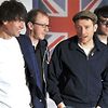 Blur  £300    -
